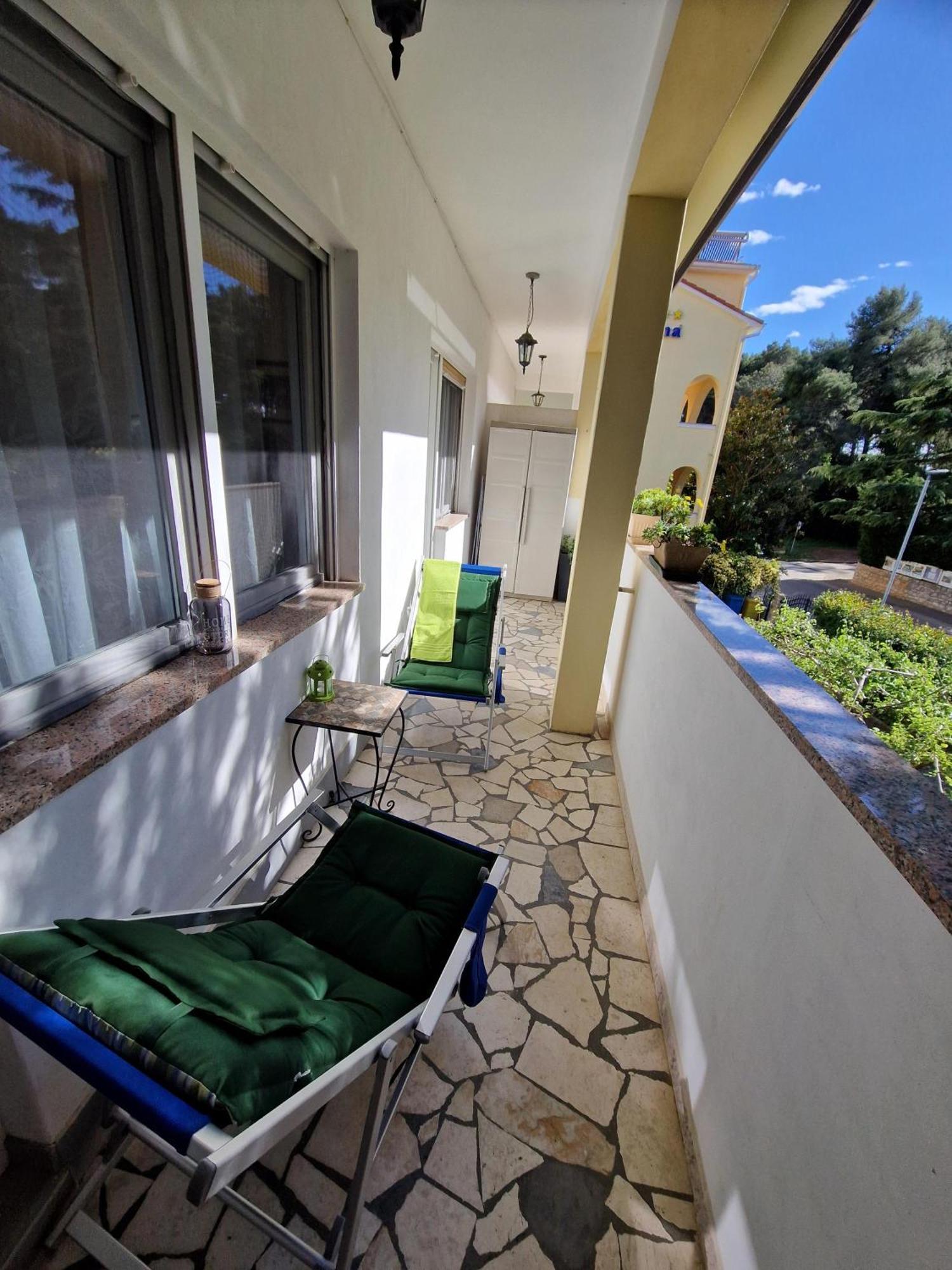 Apartments Godena โรวีน ภายนอก รูปภาพ