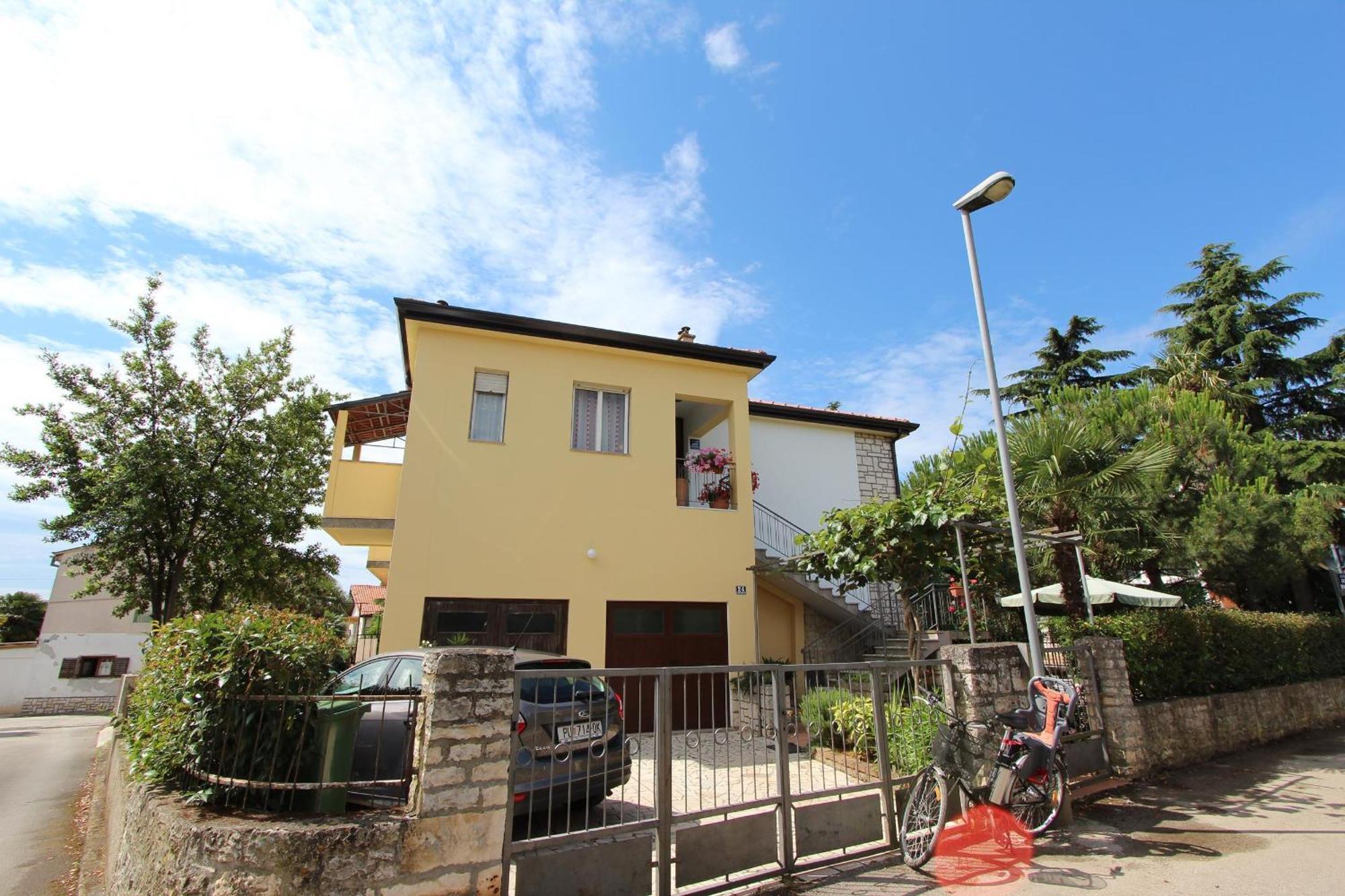 Apartments Godena โรวีน ภายนอก รูปภาพ