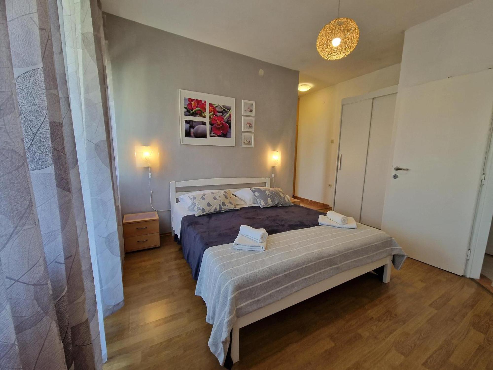 Apartments Godena โรวีน ภายนอก รูปภาพ